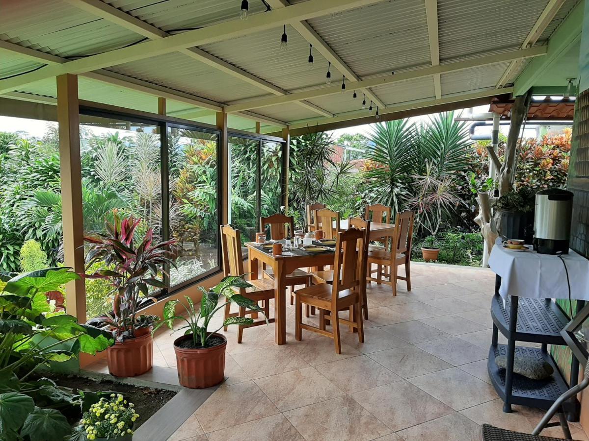 Marita'S Bed And Breakfast Nuevo Arenal Dış mekan fotoğraf