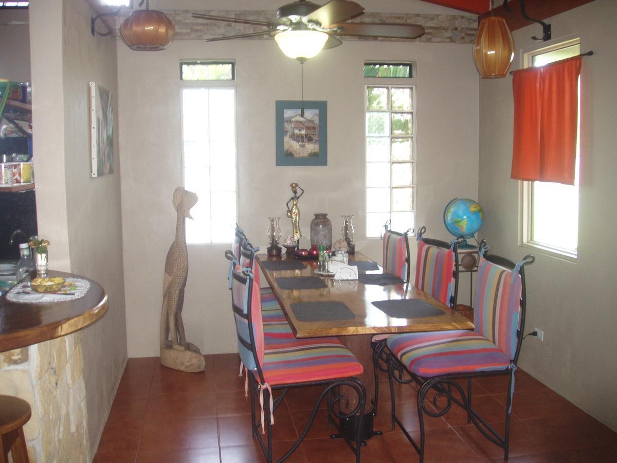 Marita'S Bed And Breakfast Nuevo Arenal Dış mekan fotoğraf